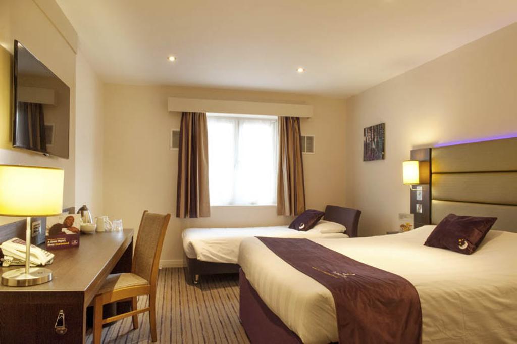 Premier Inn Edinburgh A1 - Newcraighall Extérieur photo
